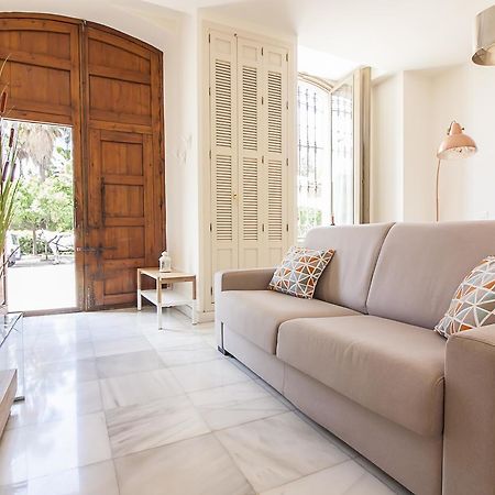 Cortina Apartments ! Malaga Bagian luar foto